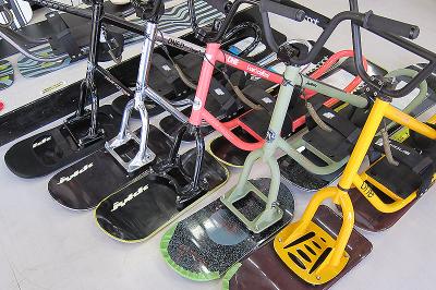 入荷中の中古スノースクート